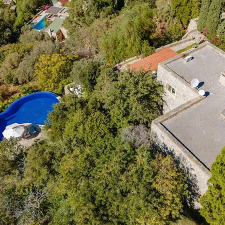 Yakamoz Villa